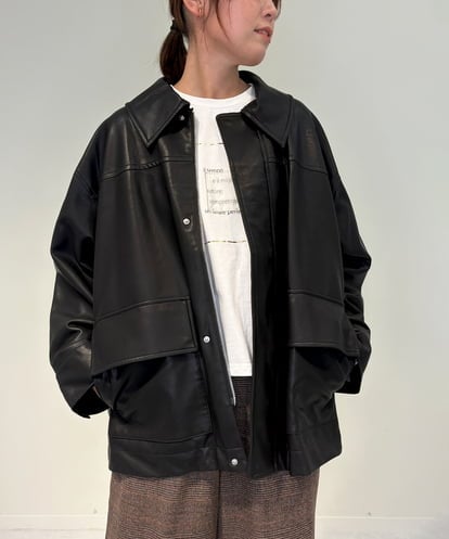 ZMJAE48240 al'aise modulation フラップポケットフェイクレザージャケット