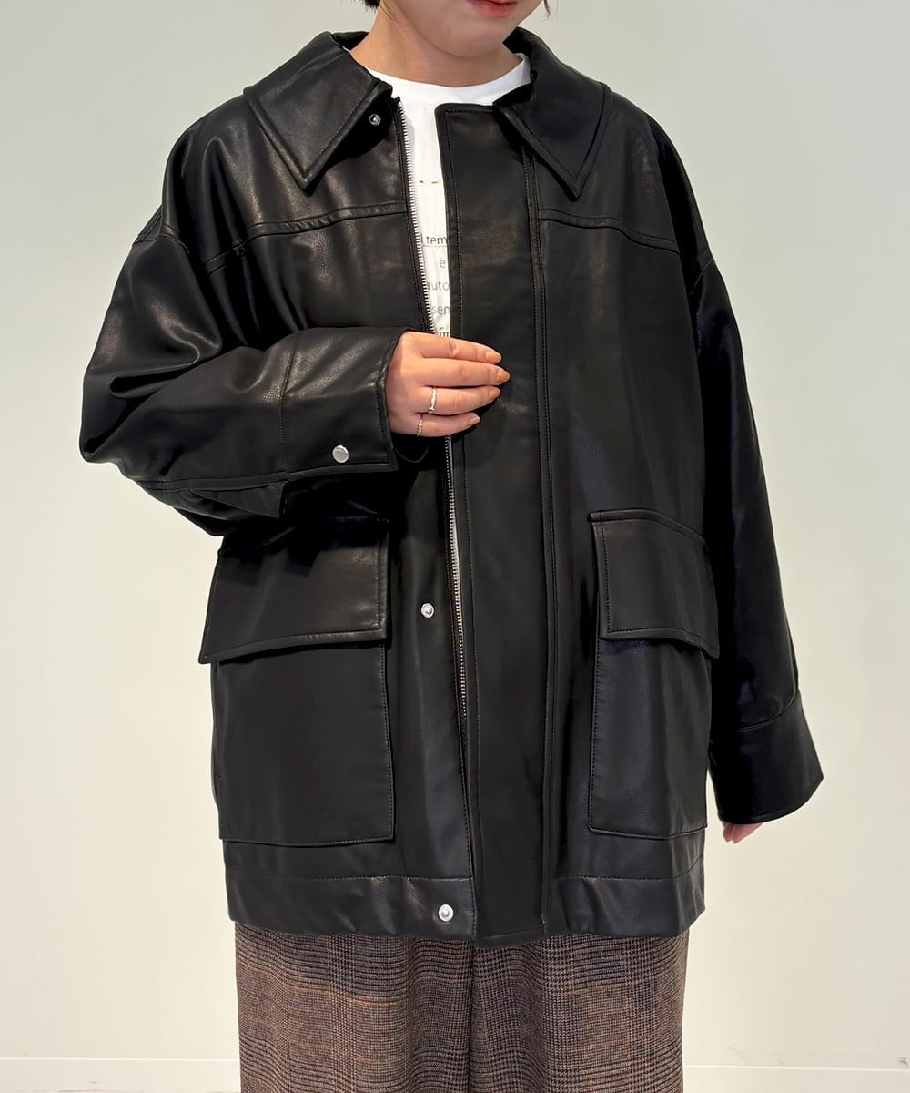 ZMJAE48240 al'aise modulation(アレーズモジュレーション) フラップポケットフェイクレザージャケット ブラック