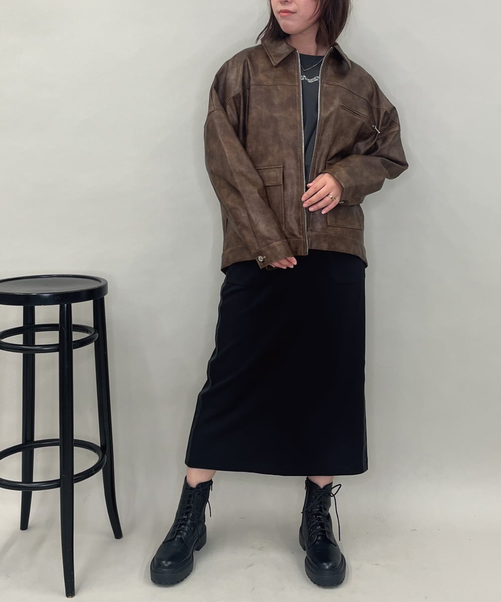 ZMJAE50168 al'aise modulation(アレーズモジュレーション) フェイクレザージップジャケット ブラウン