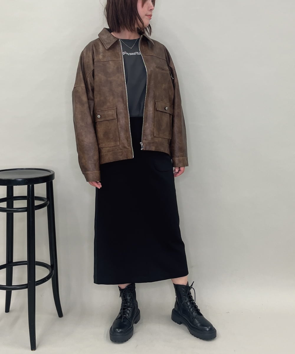 ZMJAE50168 al'aise modulation(アレーズモジュレーション) フェイクレザージップジャケット ブラウン