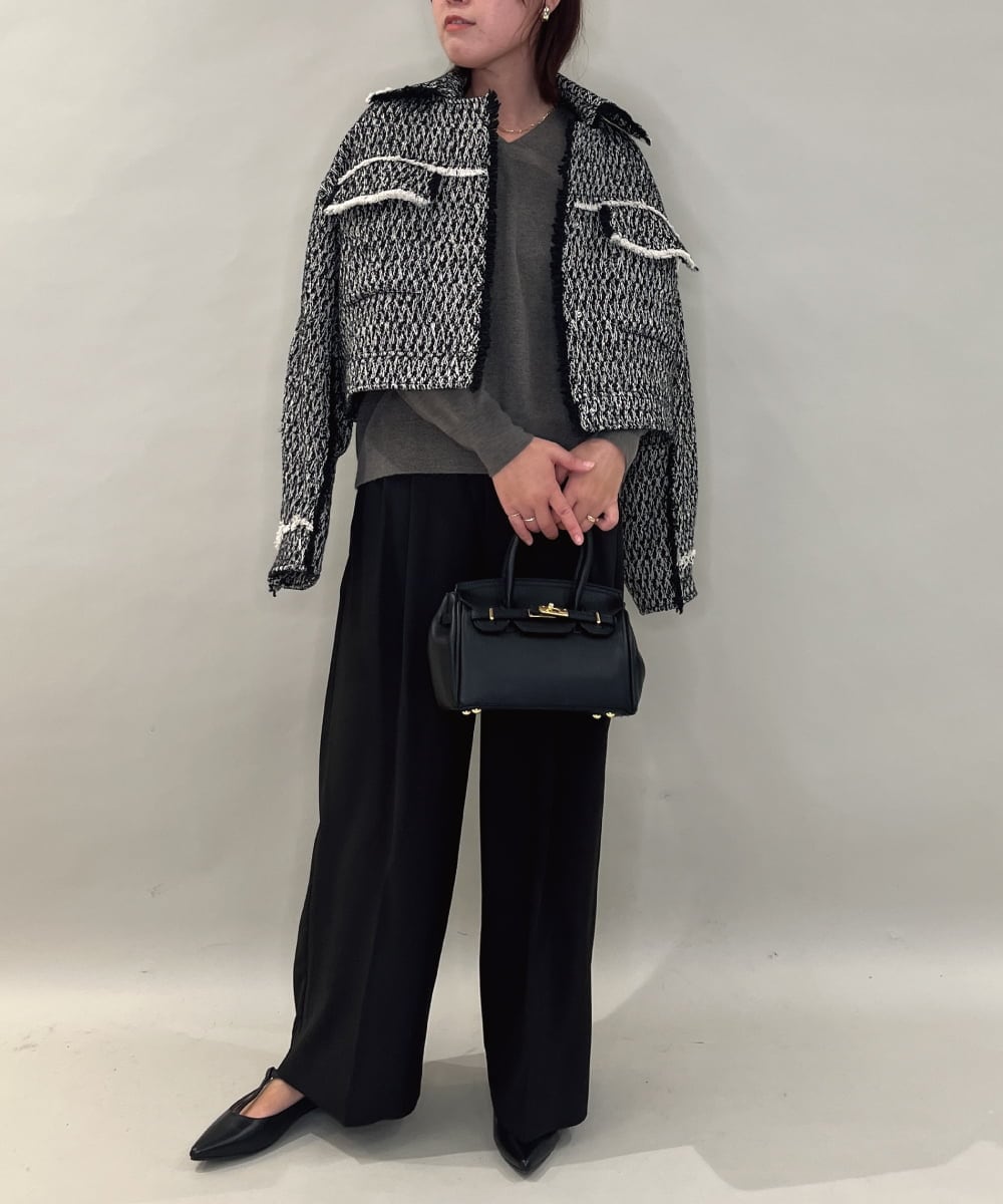 ZMJAE54290 al'aise modulation(アレーズモジュレーション) フリンジツイードショートジャケット ブラック