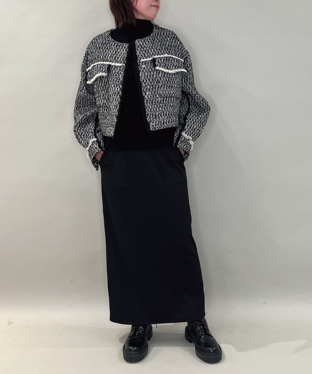 ZMJAE54290 al'aise modulation(アレーズモジュレーション) フリンジツイードショートジャケット ブラック