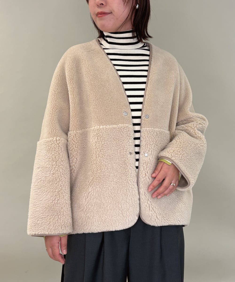 ZMJAE67200 al'aise modulation 【2WAY】リバーシブルノーカラーショートコート