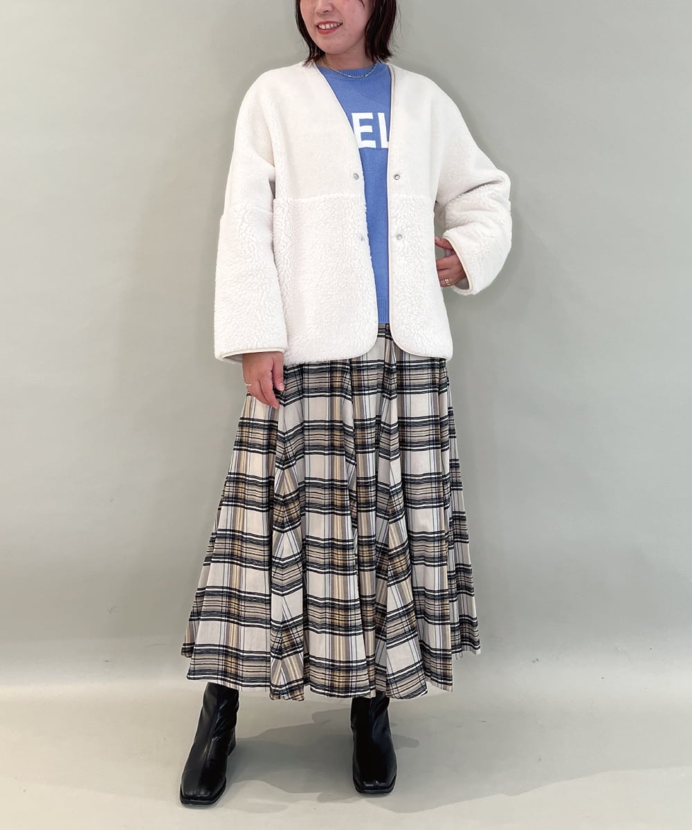 ZMJAE67200 al'aise modulation(アレーズモジュレーション) 【2WAY】リバーシブルノーカラーショートコート ホワイト