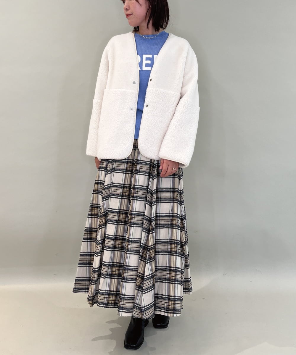 ZMJAE67200 al'aise modulation(アレーズモジュレーション) 【2WAY】リバーシブルノーカラーショートコート ホワイト