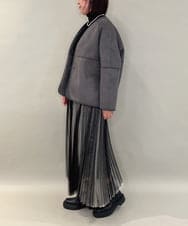 ZMJAE67200 al'aise modulation(アレーズモジュレーション) 【2WAY】リバーシブルノーカラーショートコート ダークグレー