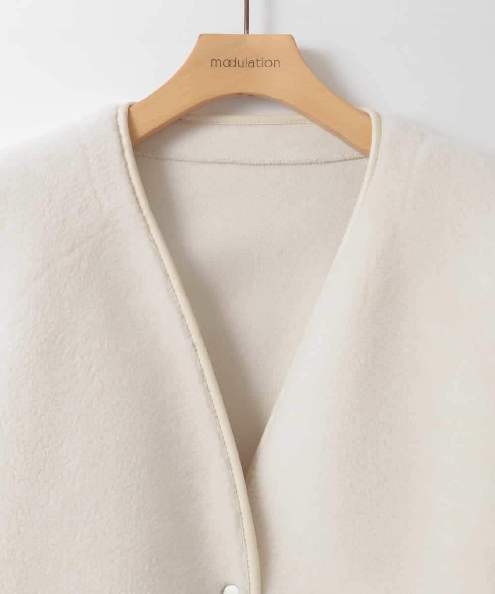 ZMJAE67200 al'aise modulation(アレーズモジュレーション) 【2WAY】リバーシブルノーカラーショートコート ホワイト