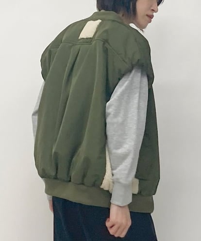 ZMJAW26178 al'aise modulation ボア切り替え中綿グベスト