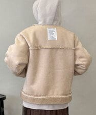 ZMJCE02198 al'aise modulation(アレーズモジュレーション) フェイクファームートンブルゾン アイボリー