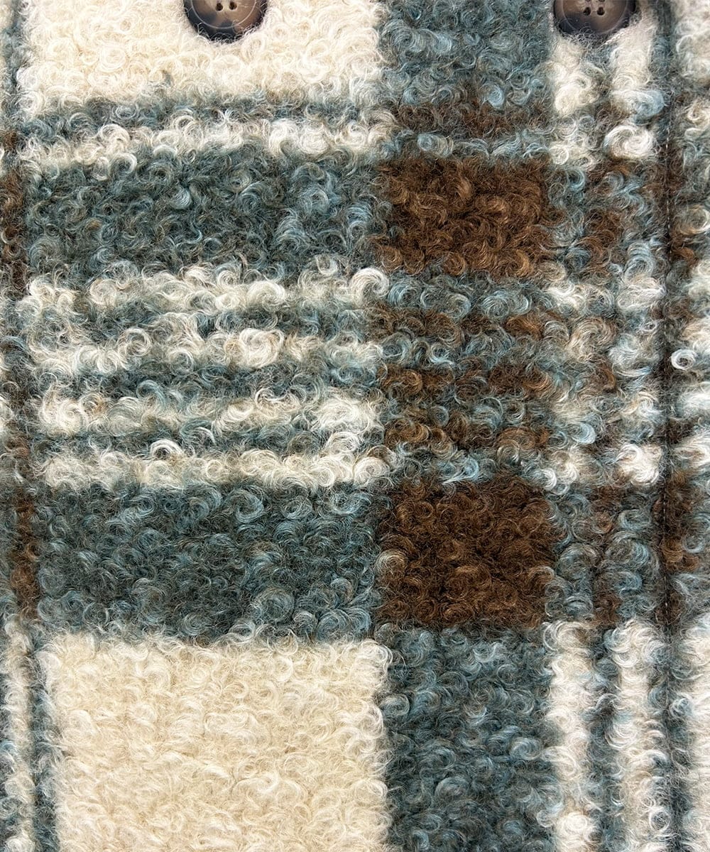 ZMJCE67150 al'aise modulation(アレーズモジュレーション) オーバーチェックプードルファーコート グリーン