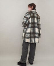 ZMJCE67150 al'aise modulation(アレーズモジュレーション) オーバーチェックプードルファーコート グリーン