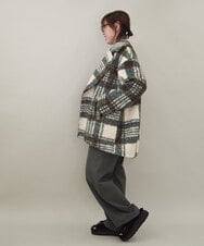 ZMJCE67150 al'aise modulation(アレーズモジュレーション) オーバーチェックプードルファーコート グリーン