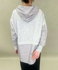 ZMKAE22099 al'aise modulation(アレーズモジュレーション) 布帛ジョイントフーディーパーカー ライトグレー