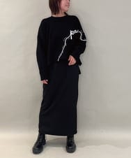 ZMKAE23119 al'aise modulation(アレーズモジュレーション) コード刺繍ロングテールプルオーバー ブラック