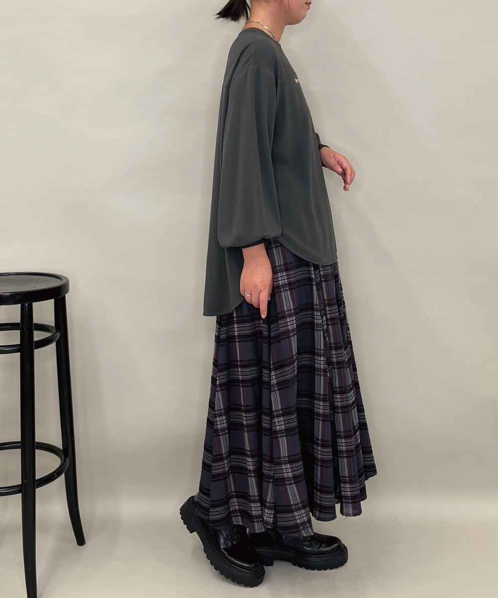 ZMKAE24120 al'aise modulation(アレーズモジュレーション) ロゴジョーゼットプルオーバー ダークグレー