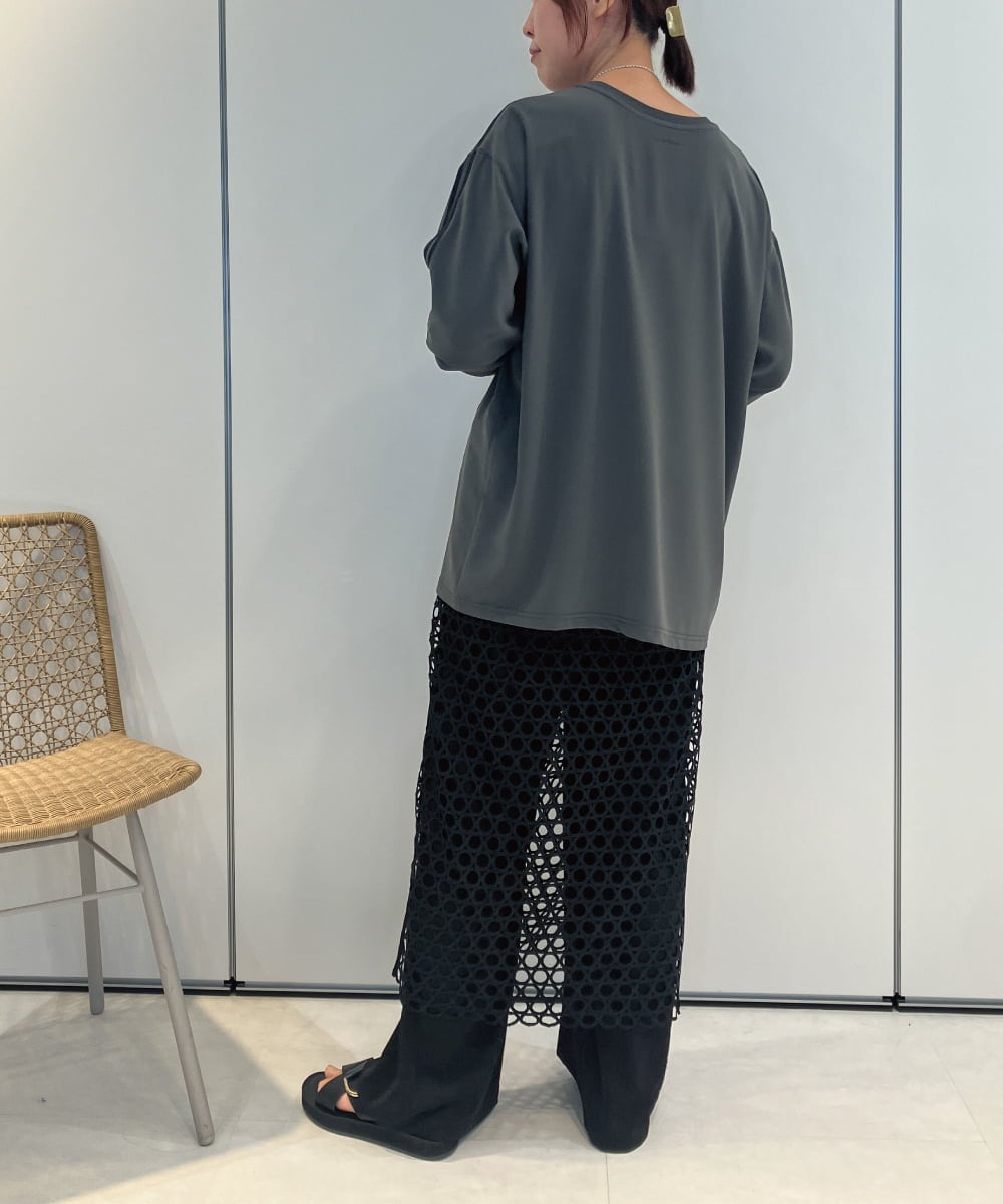 ZMKAE25120 al'aise modulation(アレーズモジュレーション) ラインスリーブカットプルオーバー ダークグレー