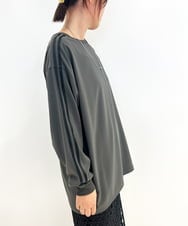 ZMKAE25120 al'aise modulation(アレーズモジュレーション) ラインスリーブカットプルオーバー ダークグレー