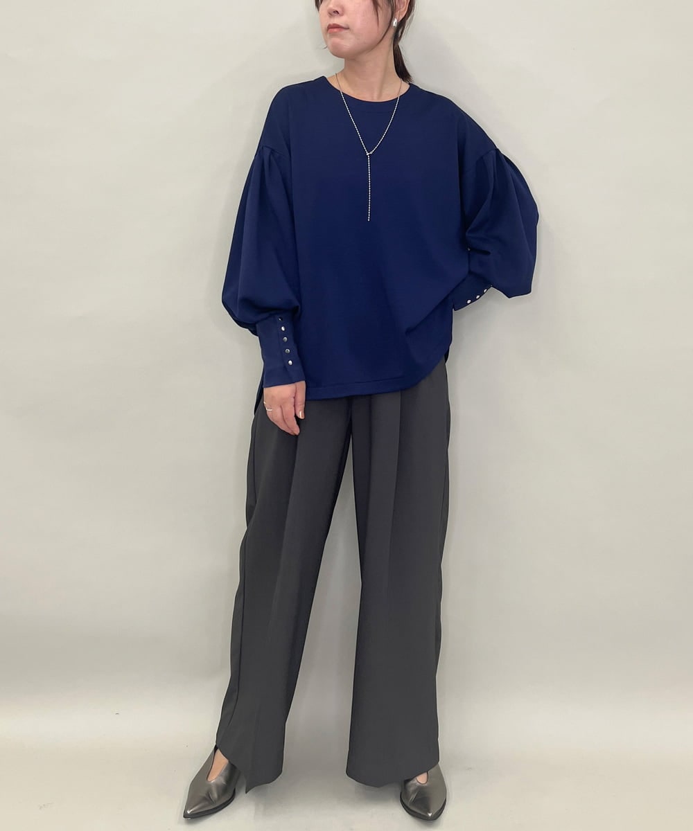 ZMKAE27089 al'aise modulation(アレーズモジュレーション) カフスポイントボリューム袖プルオーバー ネイビー