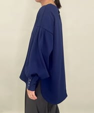 ZMKAE27089 al'aise modulation(アレーズモジュレーション) カフスポイントボリューム袖プルオーバー ネイビー