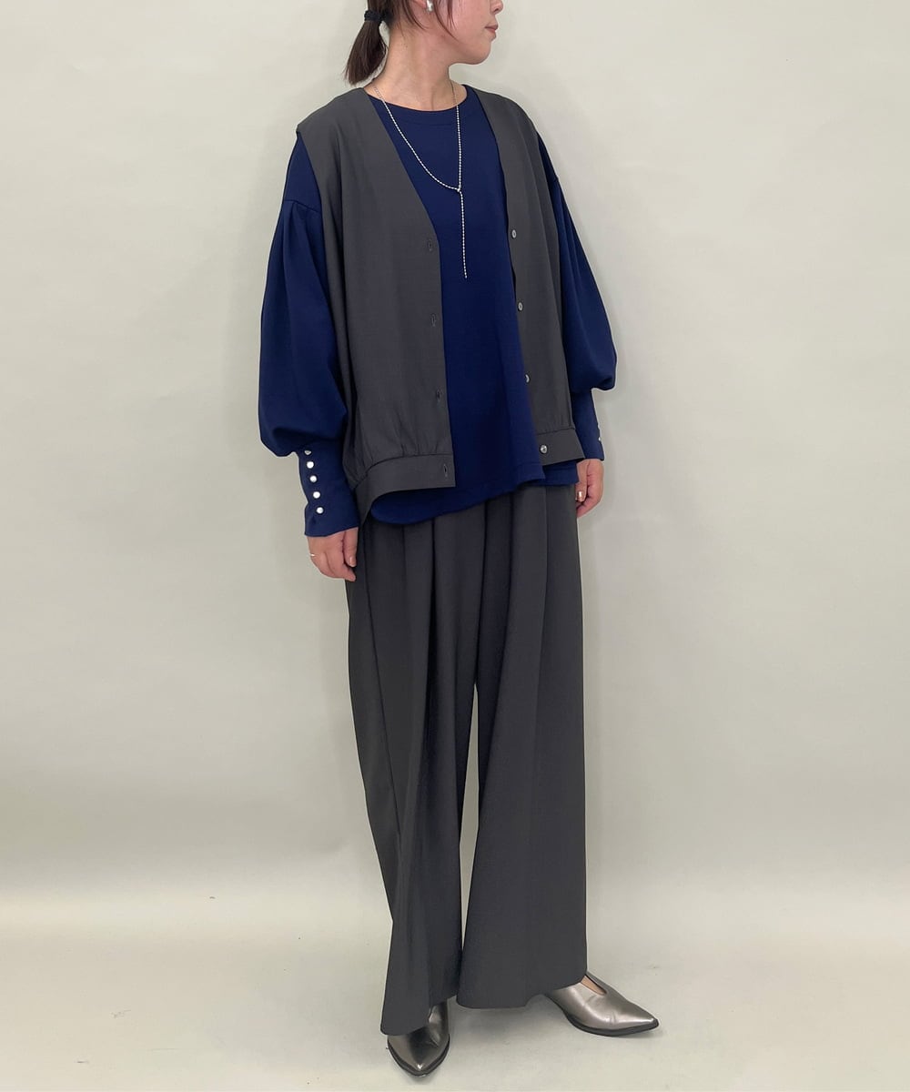 ZMKAE27089 al'aise modulation(アレーズモジュレーション) カフスポイントボリューム袖プルオーバー ネイビー