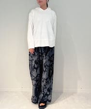 ZMKAE36079 al'aise modulation(アレーズモジュレーション) ラウンドヘム長袖フーディーカットソー アイボリー