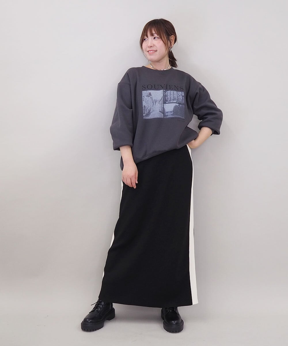 ZMKCE02110 al'aise modulation(アレーズモジュレーション) フォトプリント裏毛スウェット ダークグレー