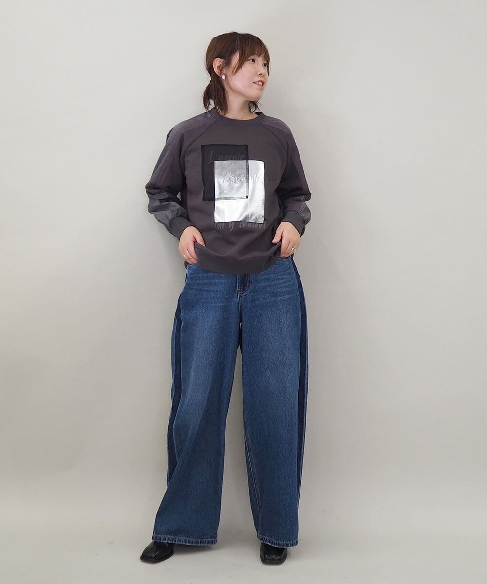 ZMKCE04118 al'aise modulation(アレーズモジュレーション) 箔プリントロゴスウェットプルオーバー ダークグレー