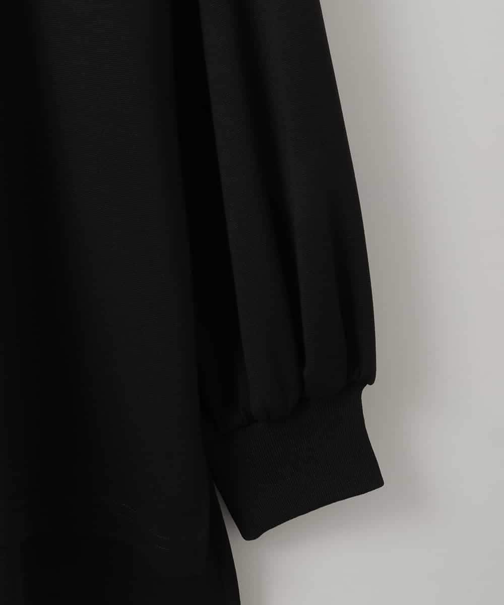 ZMKEE04110 al'aise modulation(アレーズモジュレーション) エンボスロゴスクエアヘムプルオーバー ブラック