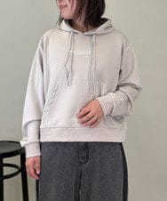 ZMKEE07128 al'aise modulation(アレーズモジュレーション) 箔ロゴラメコードフーディー ベージュ