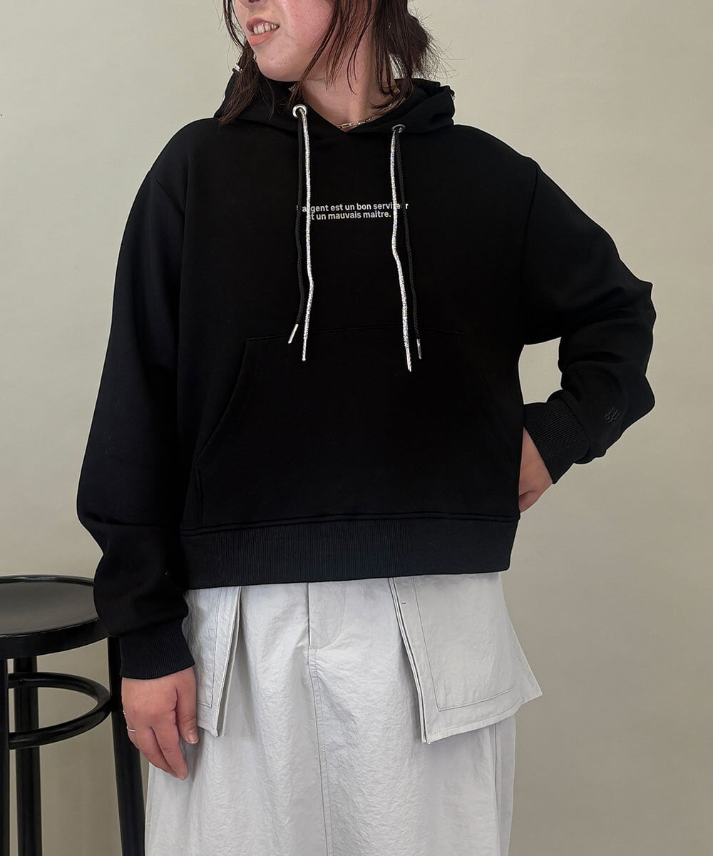 ZMKEE07128 al'aise modulation(アレーズモジュレーション) 箔ロゴラメコードフーディー ブラック