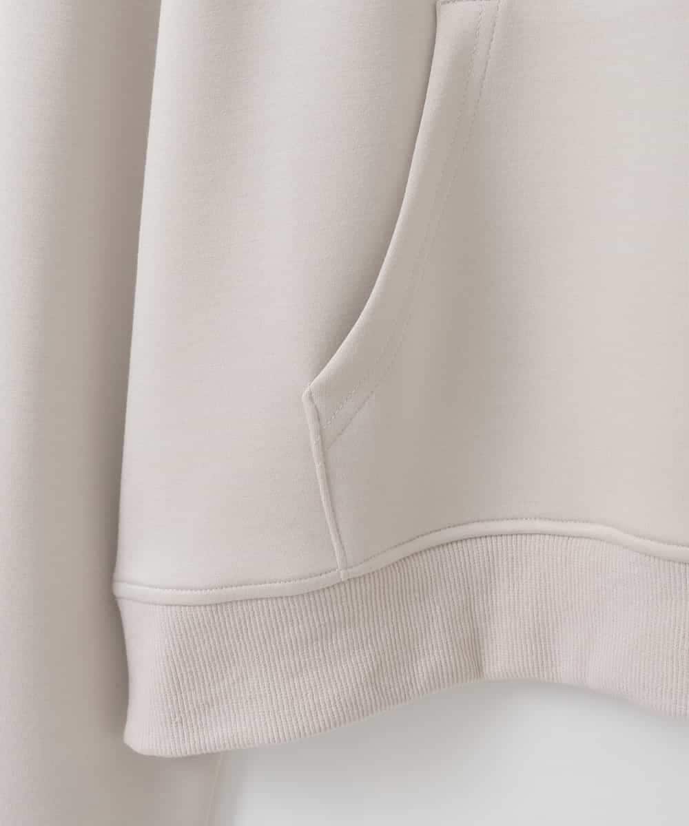 ZMKEE07128 al'aise modulation(アレーズモジュレーション) 箔ロゴラメコードフーディー ベージュ