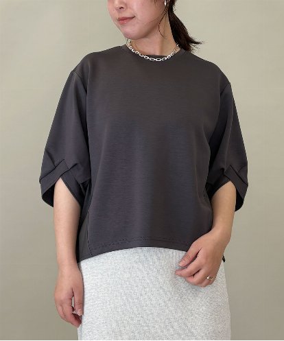 ZMKEE11089 al'aise modulation ボリューム袖カットソープルオーバー