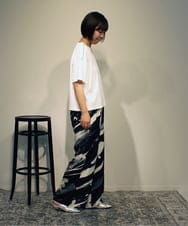 ZMKGB30099 al'aise modulation(アレーズモジュレーション) 【洗える】パイピングアクセントロゴTシャツ ホワイト