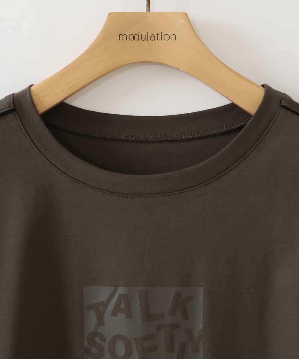 ZMKGB30099 al'aise modulation(アレーズモジュレーション) 【洗える】パイピングアクセントロゴTシャツ ブラウン