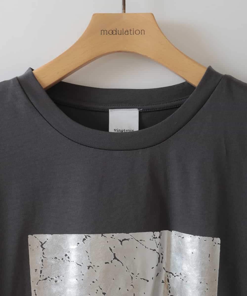ZMKGB32054 al'aise modulation(アレーズモジュレーション) 【洗える/接触冷感】メタリックプリントTシャツ ダークグレー