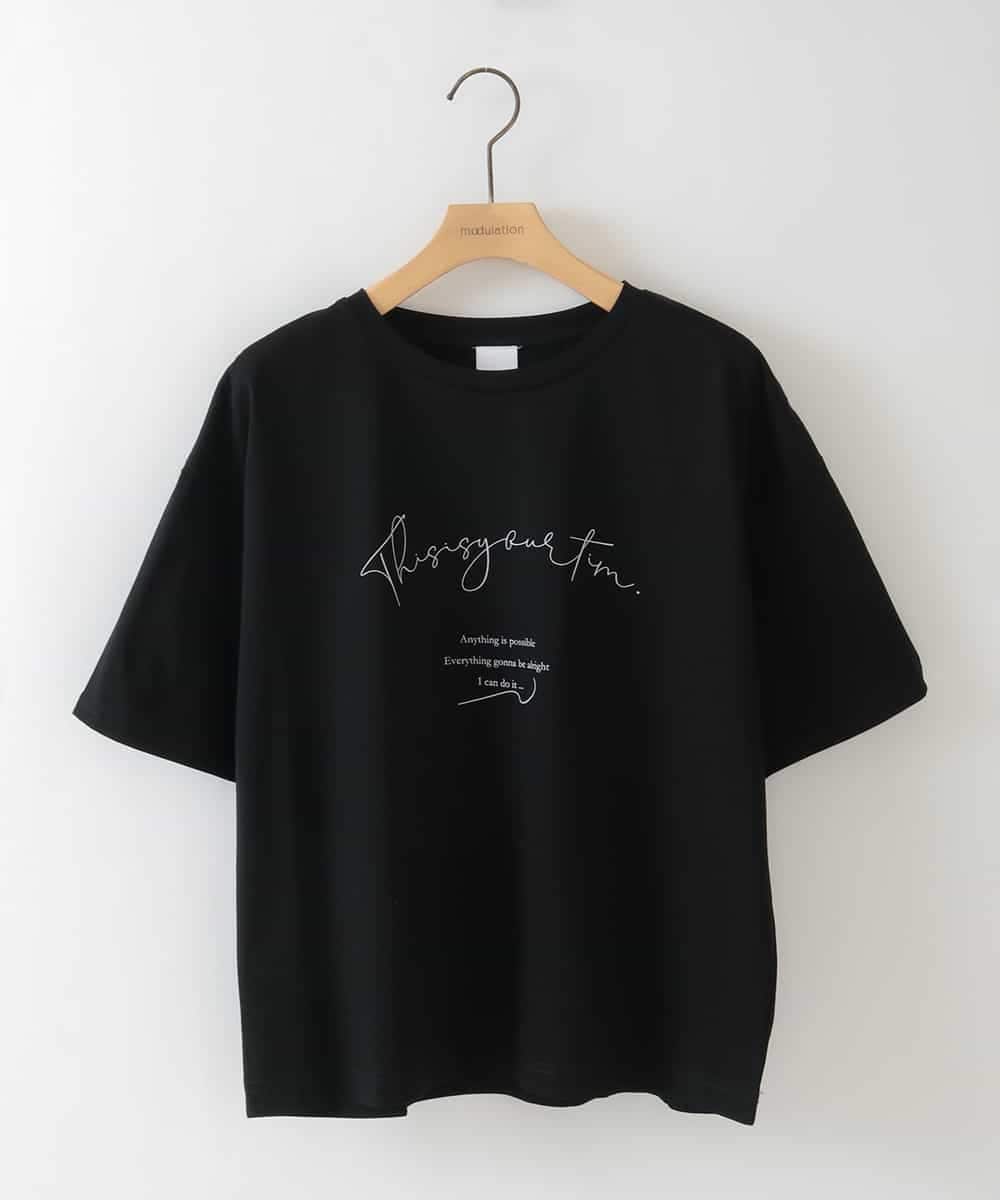 ZMKGB34054 al'aise modulation 【洗える/接触冷感】スクリプトロゴプリントTシャツ