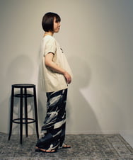 ZMKGB55089 al'aise modulation(アレーズモジュレーション) スリットヘムボックスシルエットTシャツ ベージュ