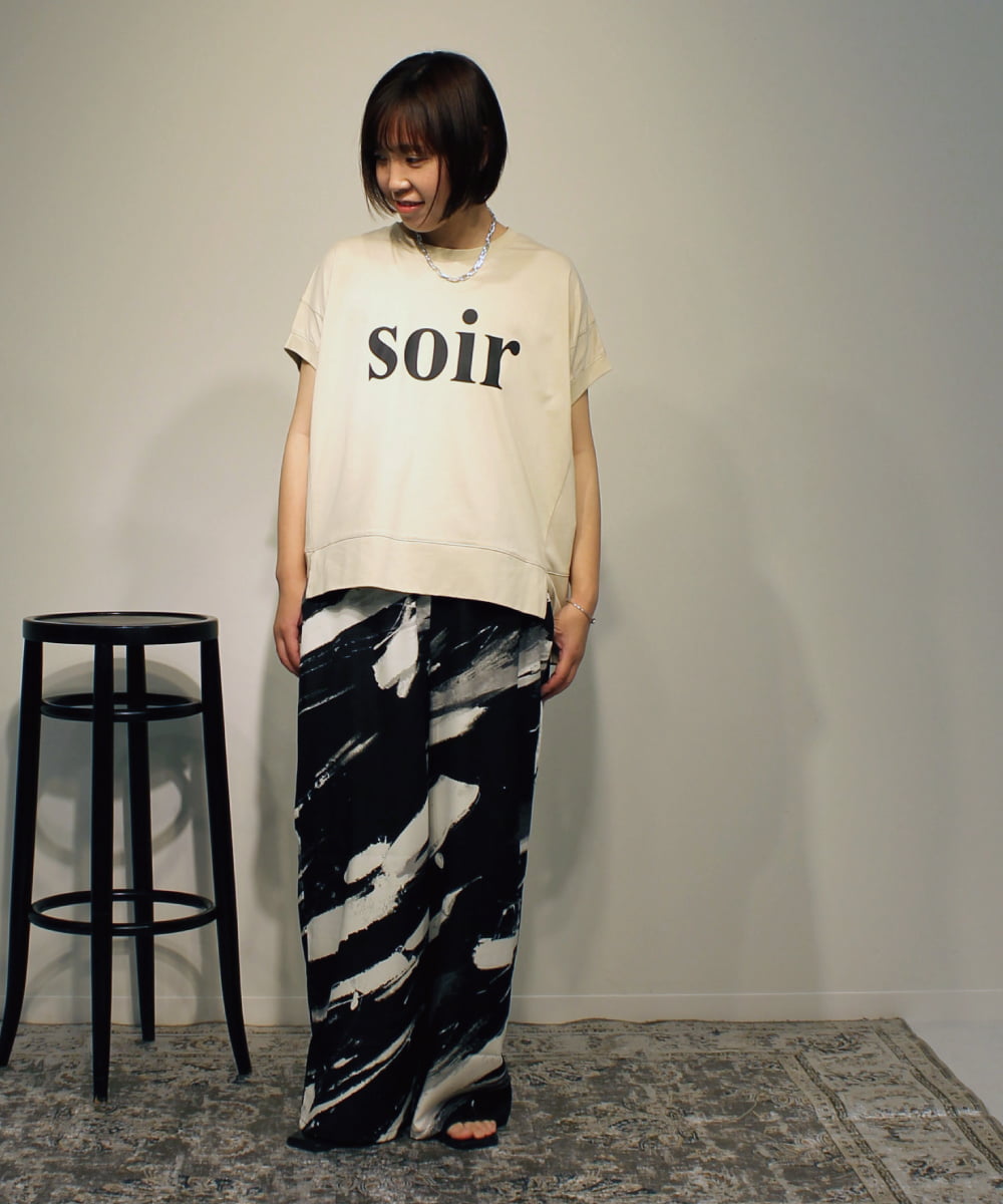 ZMKGB55089 al'aise modulation(アレーズモジュレーション) スリットヘムボックスシルエットTシャツ ベージュ