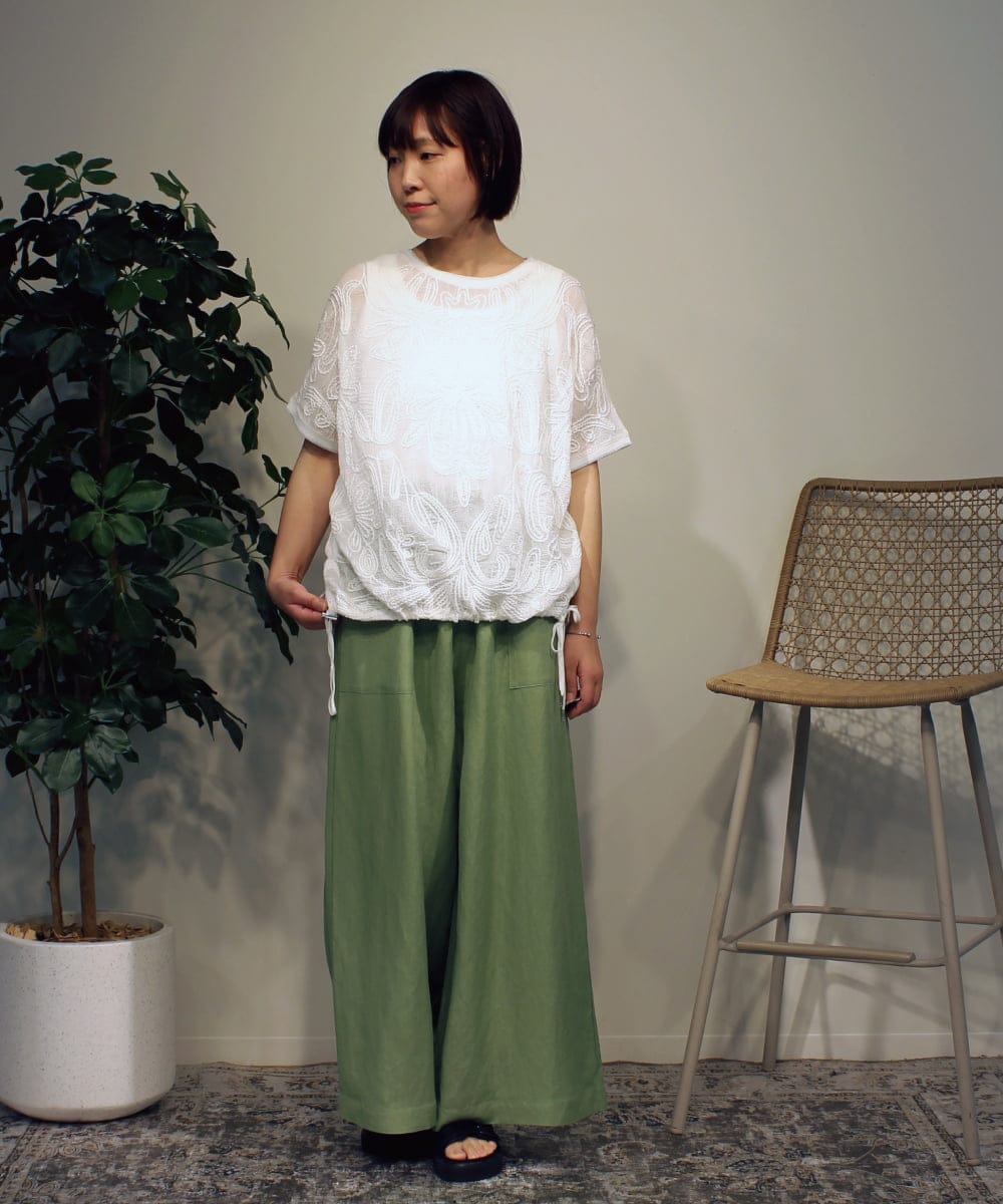 ZMKGB59098 al'aise modulation(アレーズモジュレーション) コード刺繍コットンシアープルオーバー ホワイト
