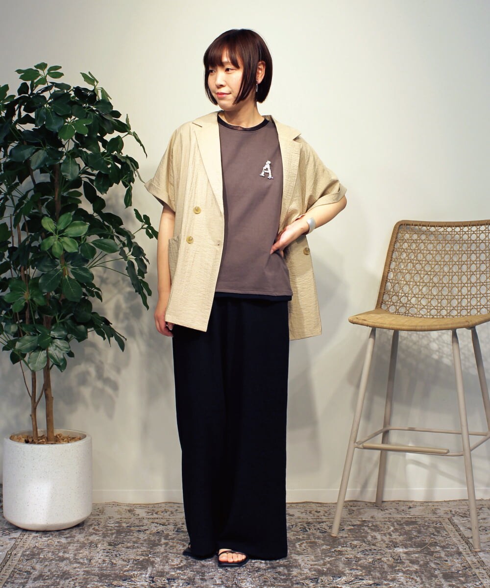 ZMKGB66079 al'aise modulation(アレーズモジュレーション) ビジューパールロゴTシャツ ダークグレー