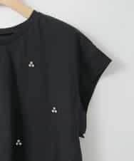 ZMKGE23099 al'aise modulation(アレーズモジュレーション) ビジューポイント切り替えフレアカットソー ブラック