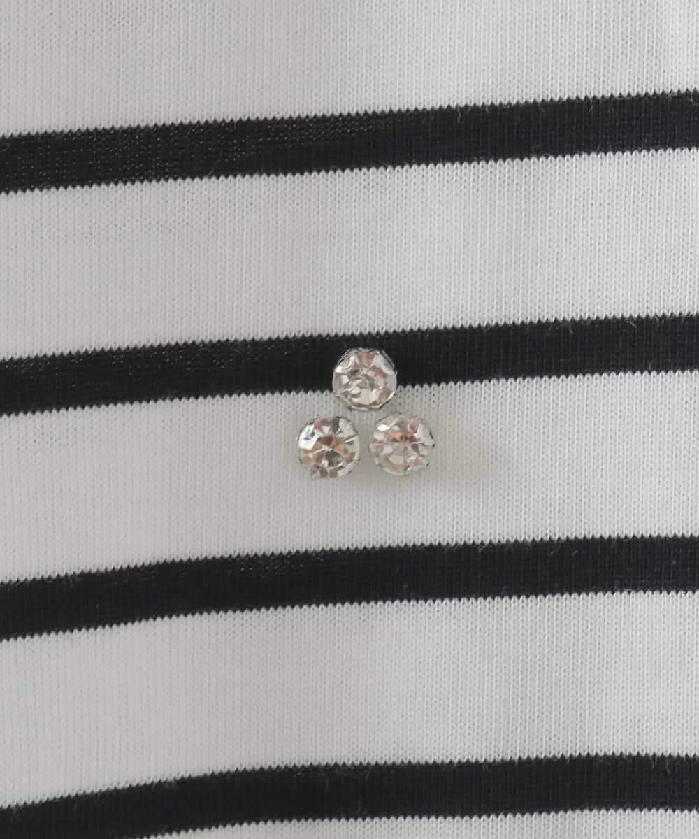 ZMKGE24099 al'aise modulation(アレーズモジュレーション) ビジューポイント切り替えフレアボーダーカットソー ホワイト