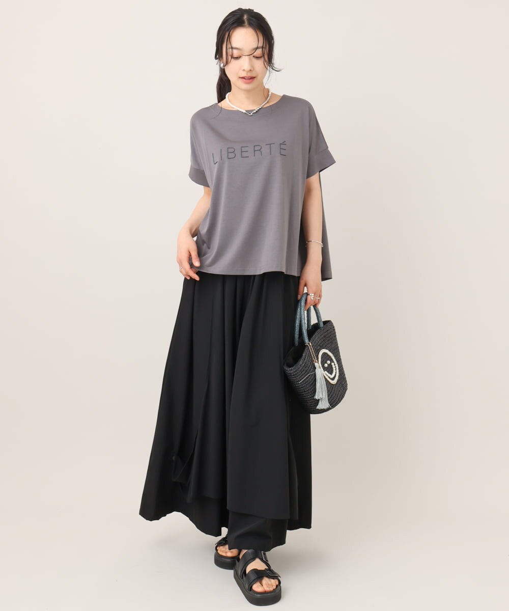 ZMKGE26079 al'aise modulation(アレーズモジュレーション) 立体ステッチロゴデザインTシャツ ダークグレー