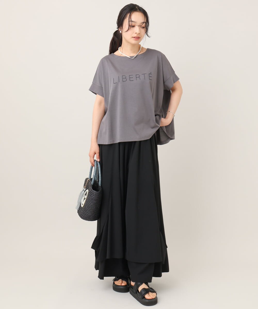 ZMKGE26079 al'aise modulation(アレーズモジュレーション) 立体ステッチロゴデザインTシャツ ダークグレー