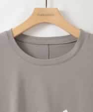ZMKGE31099 al'aise modulation(アレーズモジュレーション) ロゴデザインコンパクトTシャツ ベージュ