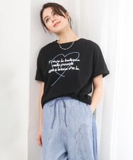 ZMKGE39090 al'aise modulation(アレーズモジュレーション) ロゴステッチデザインTシャツ ブラック