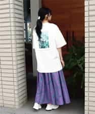 ZMKGQ23110 al'aise modulation(アレーズモジュレーション) フラワーグラフィックTシャツ ホワイト