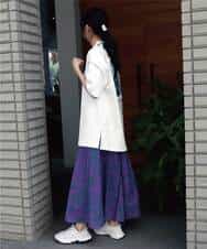 ZMKGQ23110 al'aise modulation(アレーズモジュレーション) フラワーグラフィックTシャツ ホワイト