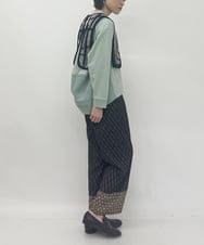ZMKGT08110 al'aise modulation(アレーズモジュレーション) ラウンドヘムプルオーバー グリーン