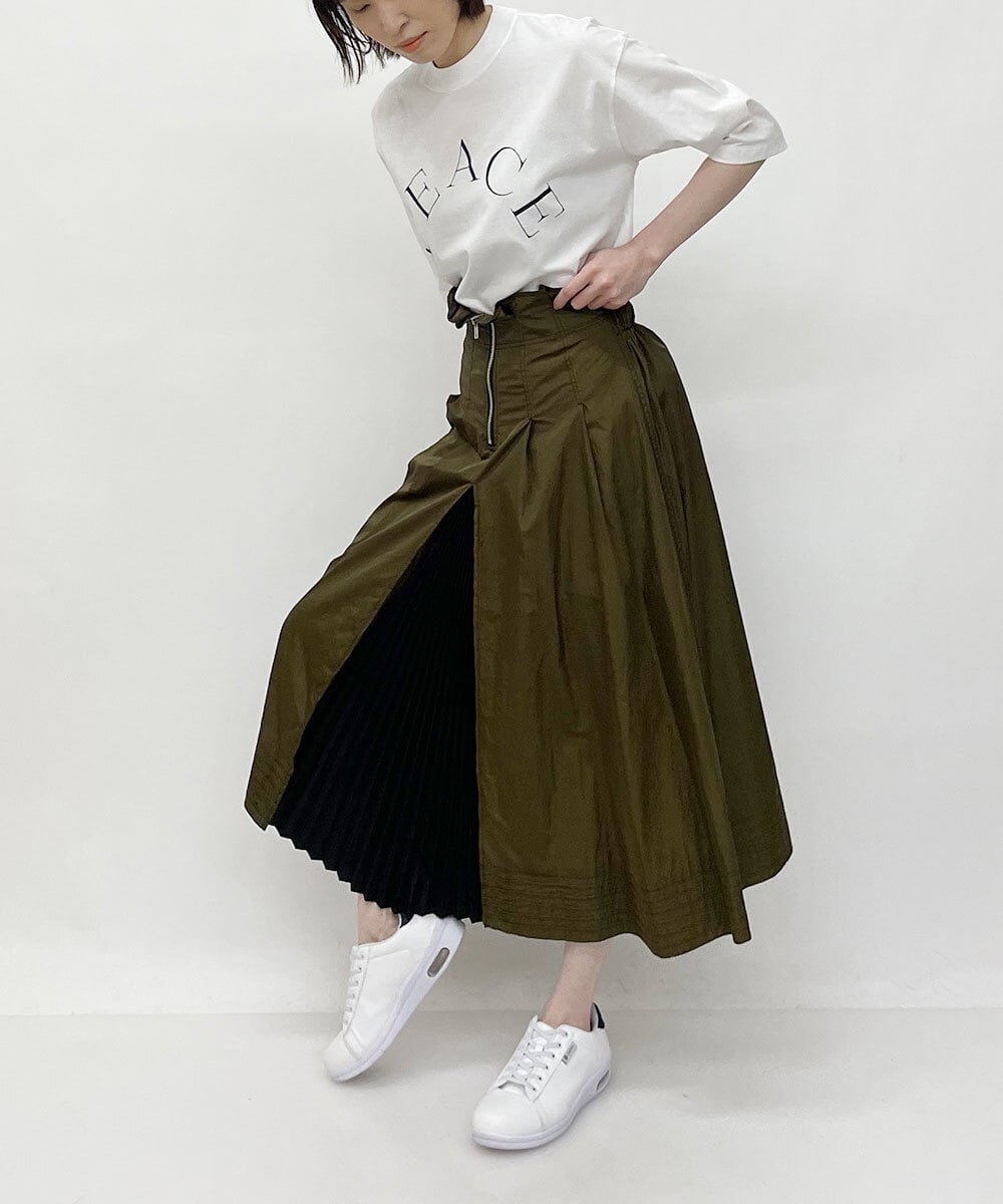 ZMKGT18099 al'aise modulation(アレーズモジュレーション) 【日本製】ボトルネックラウンドロゴ Tシャツ ホワイト